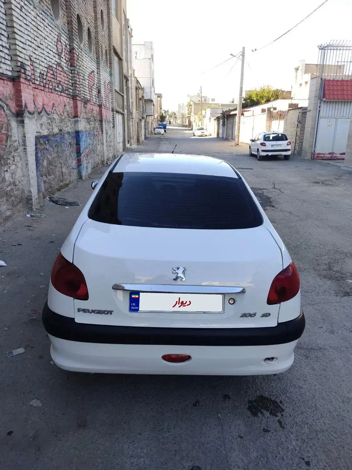 پژو ۲۰۶ صندوق دار v8 - 1391
