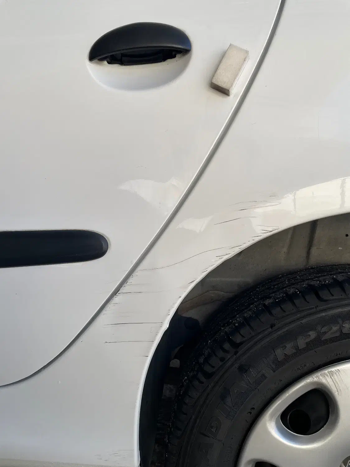 پژو ۲۰۶ صندوق دار v8 - 1396