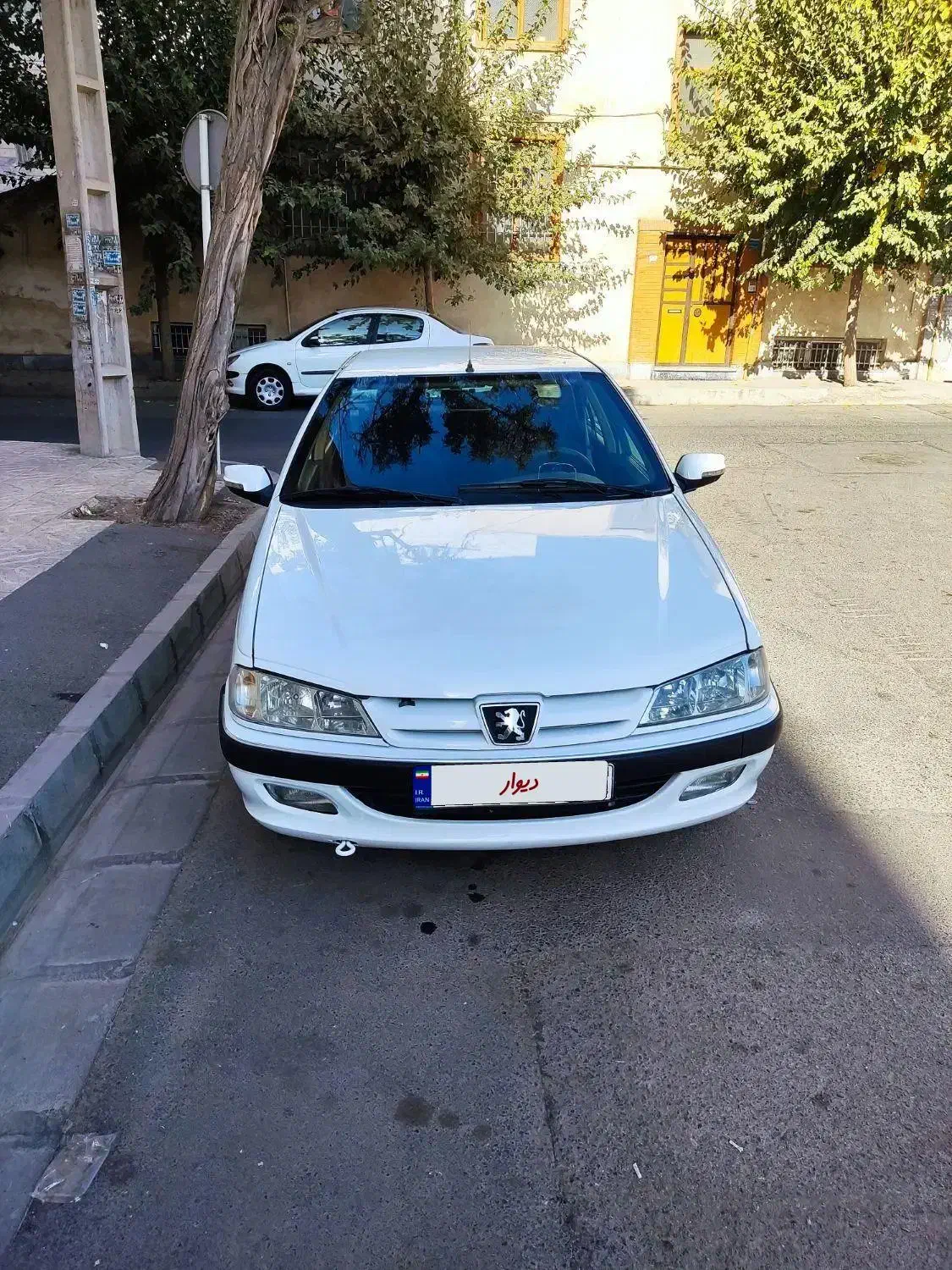 پژو پارس سال - 1392