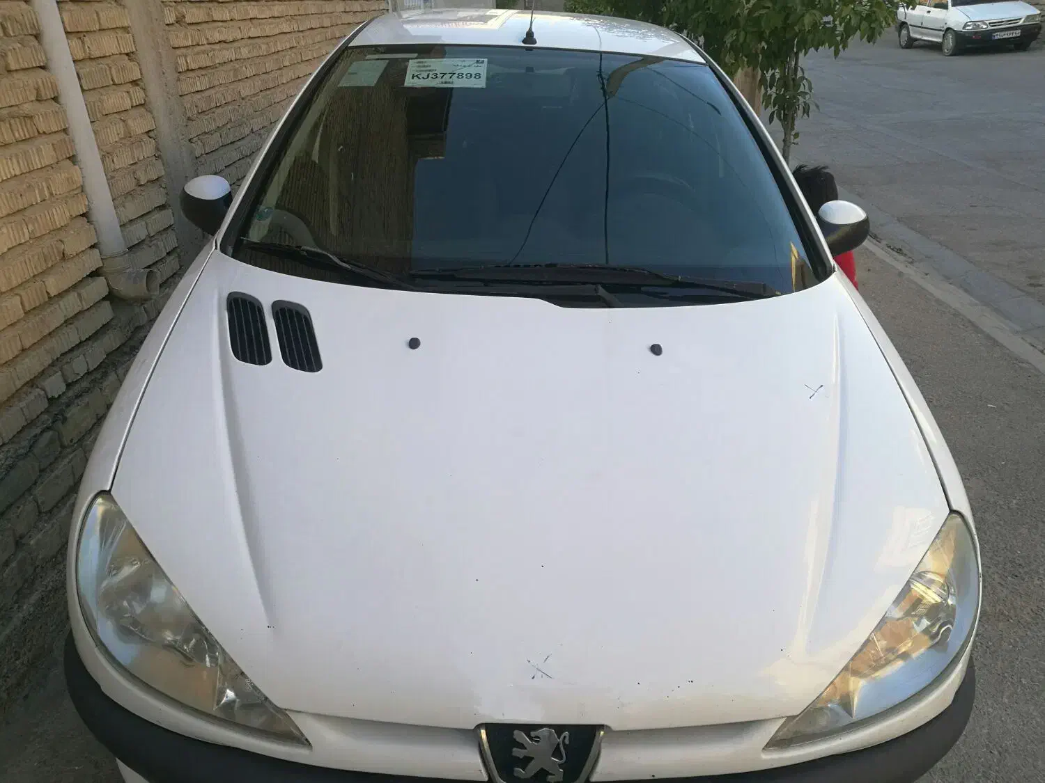 پژو ۲۰۶ صندوق دار v8 - 1398