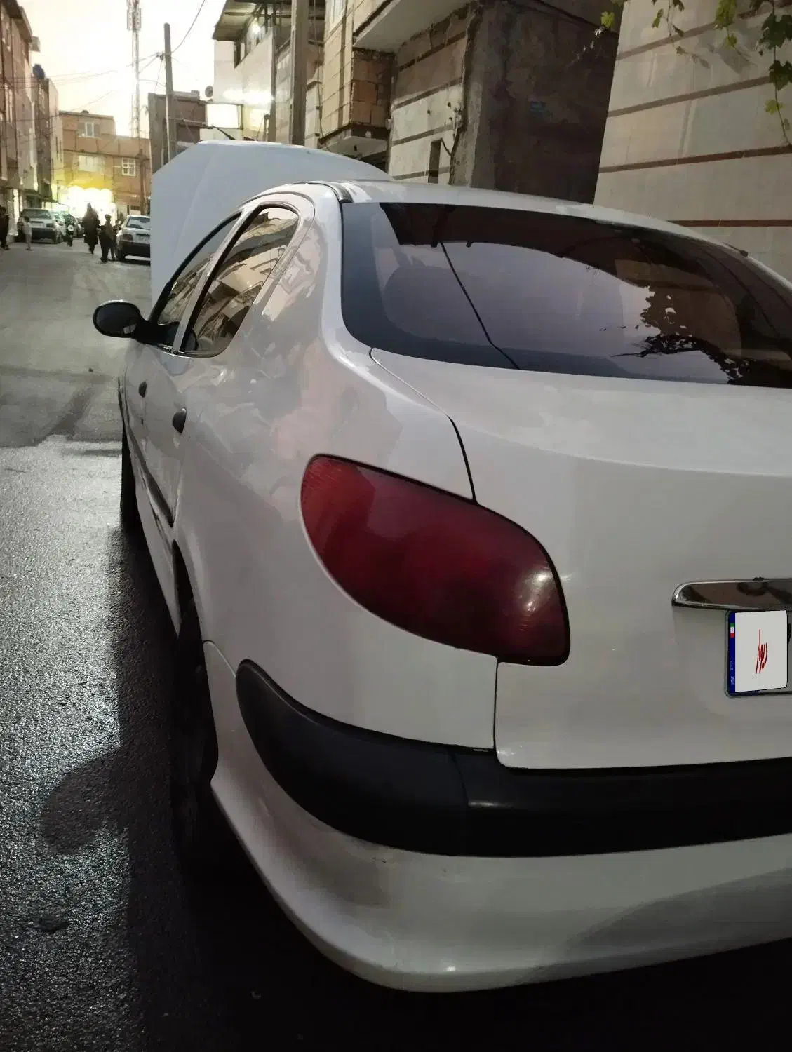 پژو ۲۰۶ صندوق دار v8 - 1387