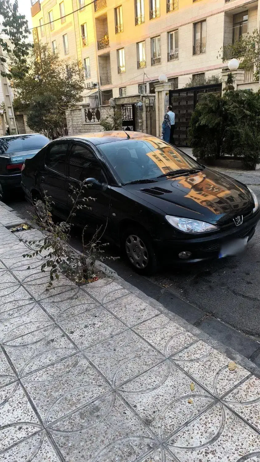 پژو ۲۰۶ صندوق دار v20 - 1386