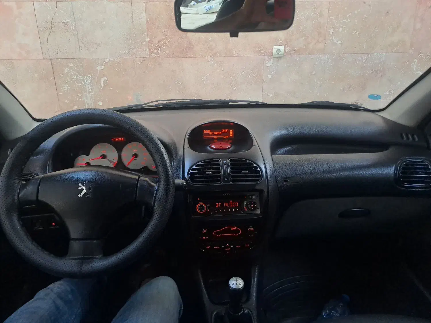 پژو ۲۰۶ صندوق دار v8 - 1396