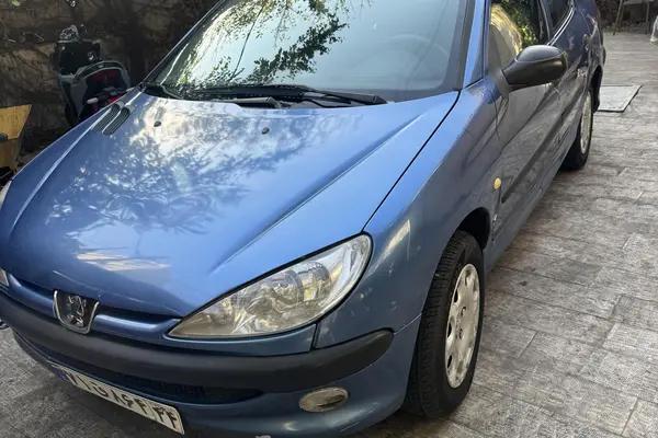 پژو ۲۰۶ صندوق دار v8 - 1394