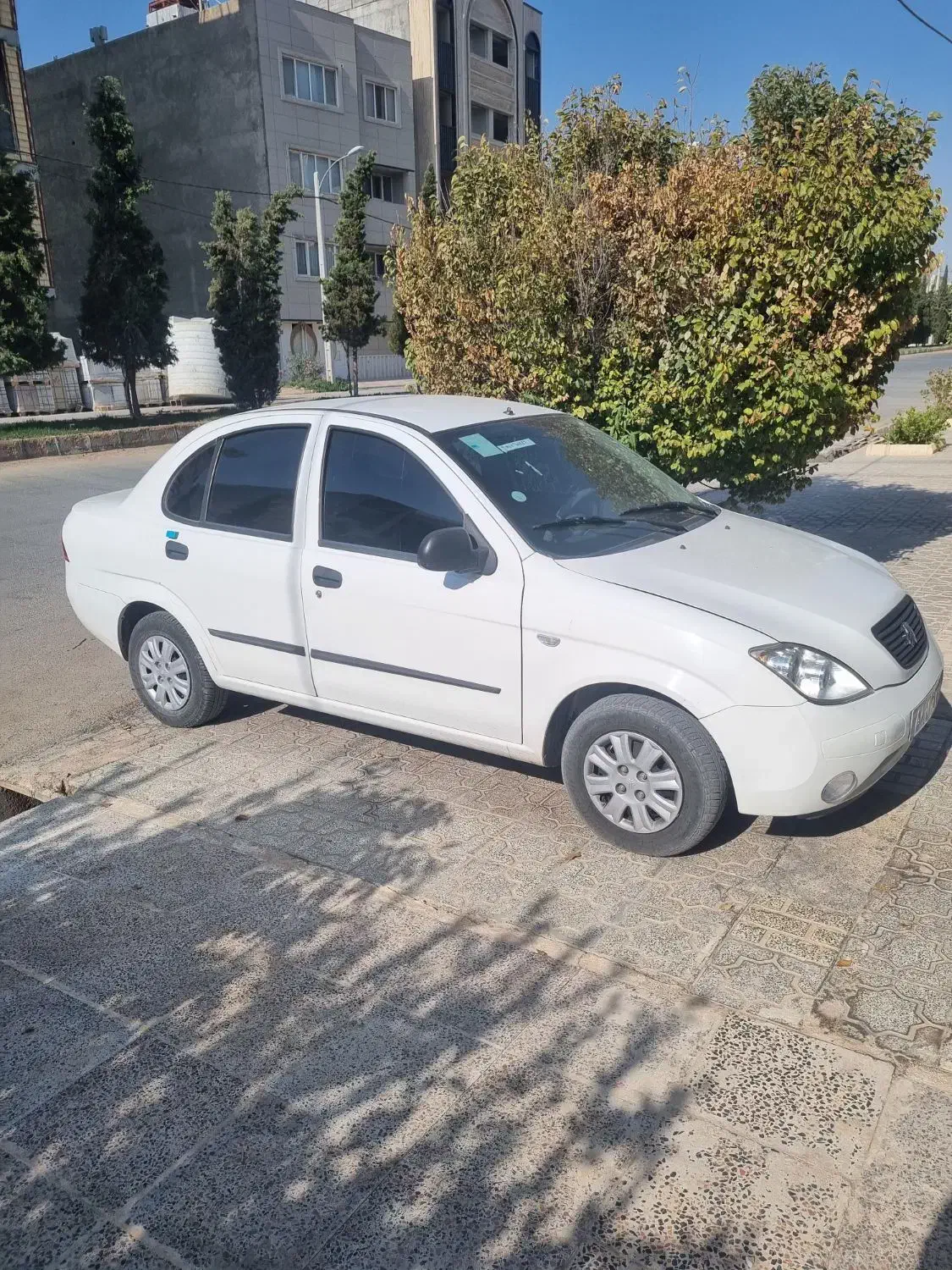 تیبا صندوق دار EX - 1400
