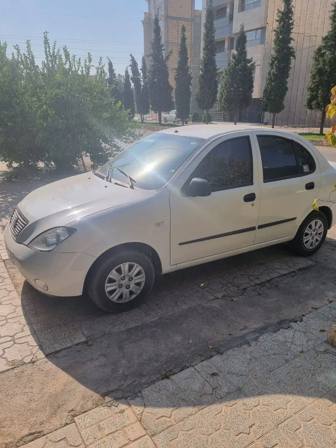 تیبا صندوق دار EX - 1400