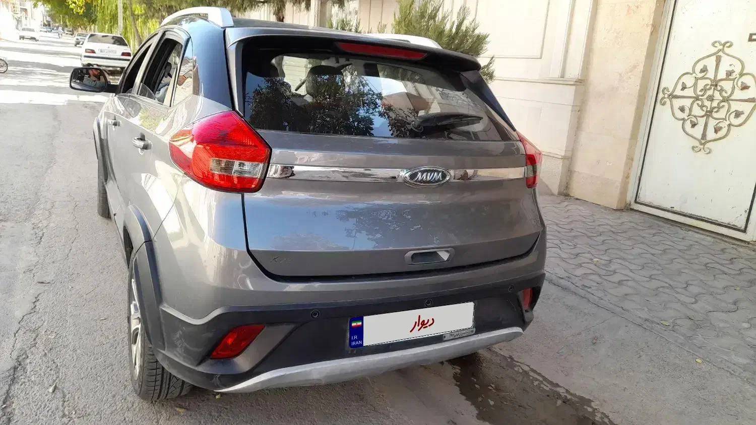 خودرو ام وی ام، X22 آگهی ann_20758153