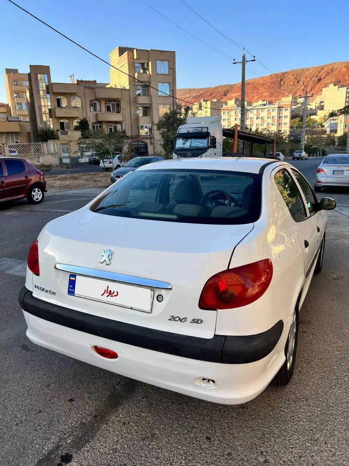 پژو ۲۰۶ صندوق دار v8 - 1396