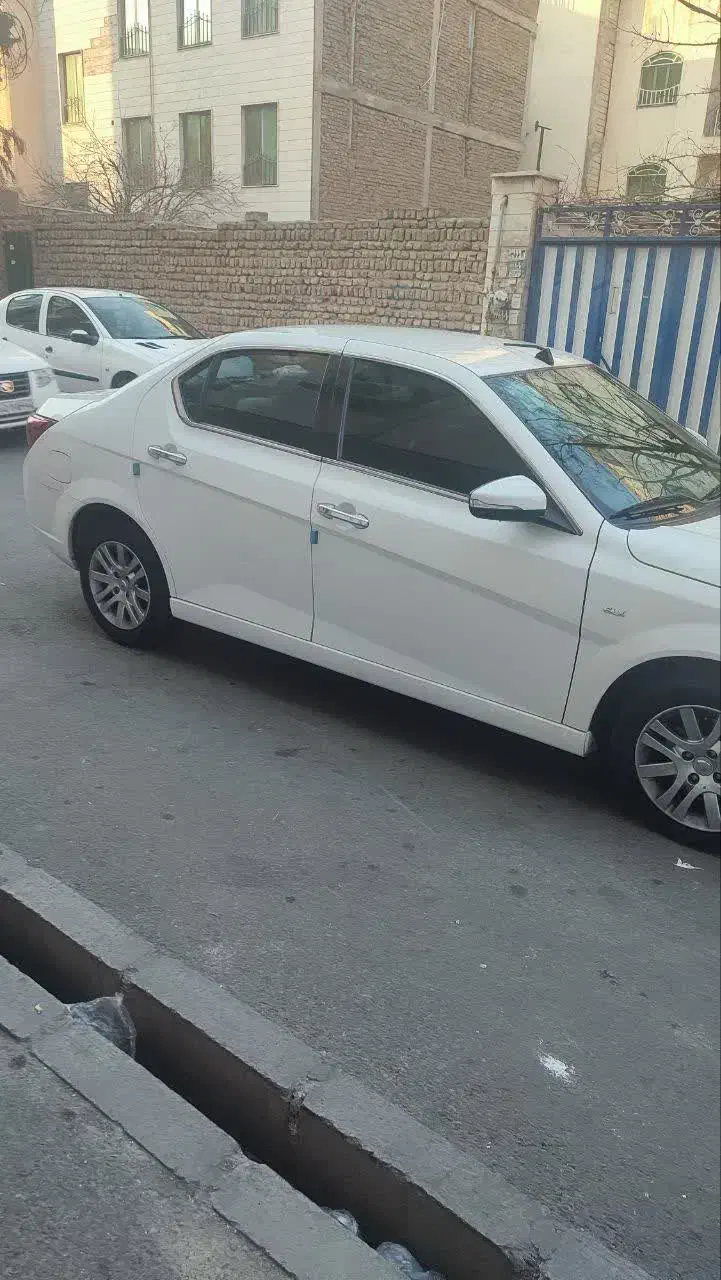 دنا پلاس ۵ دنده EF7 - 1398