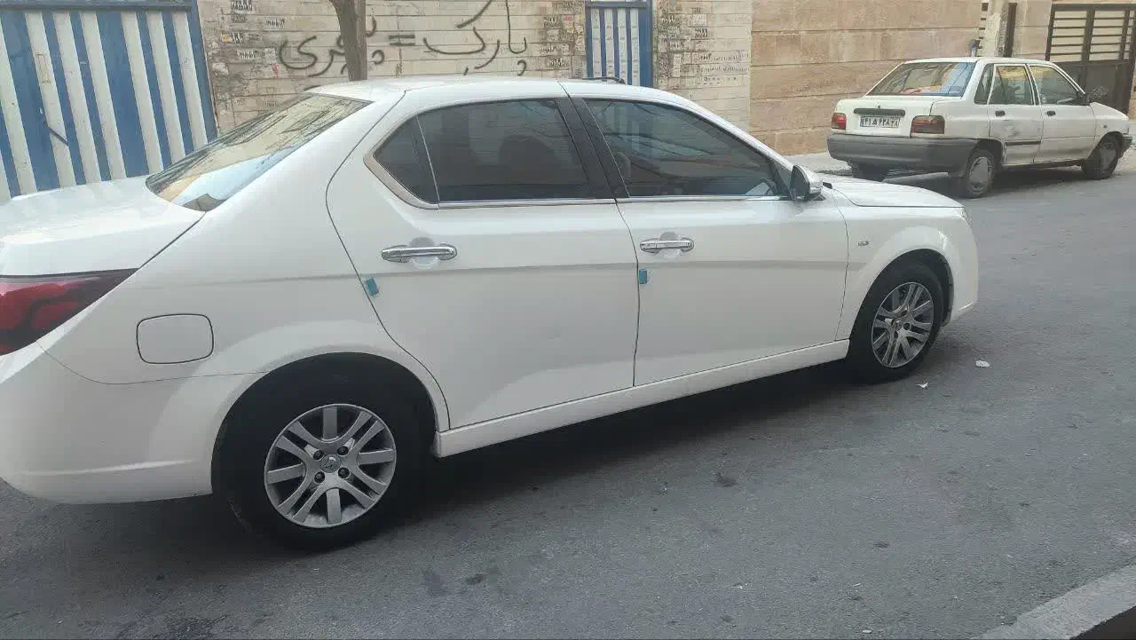 دنا پلاس ۵ دنده EF7 - 1398