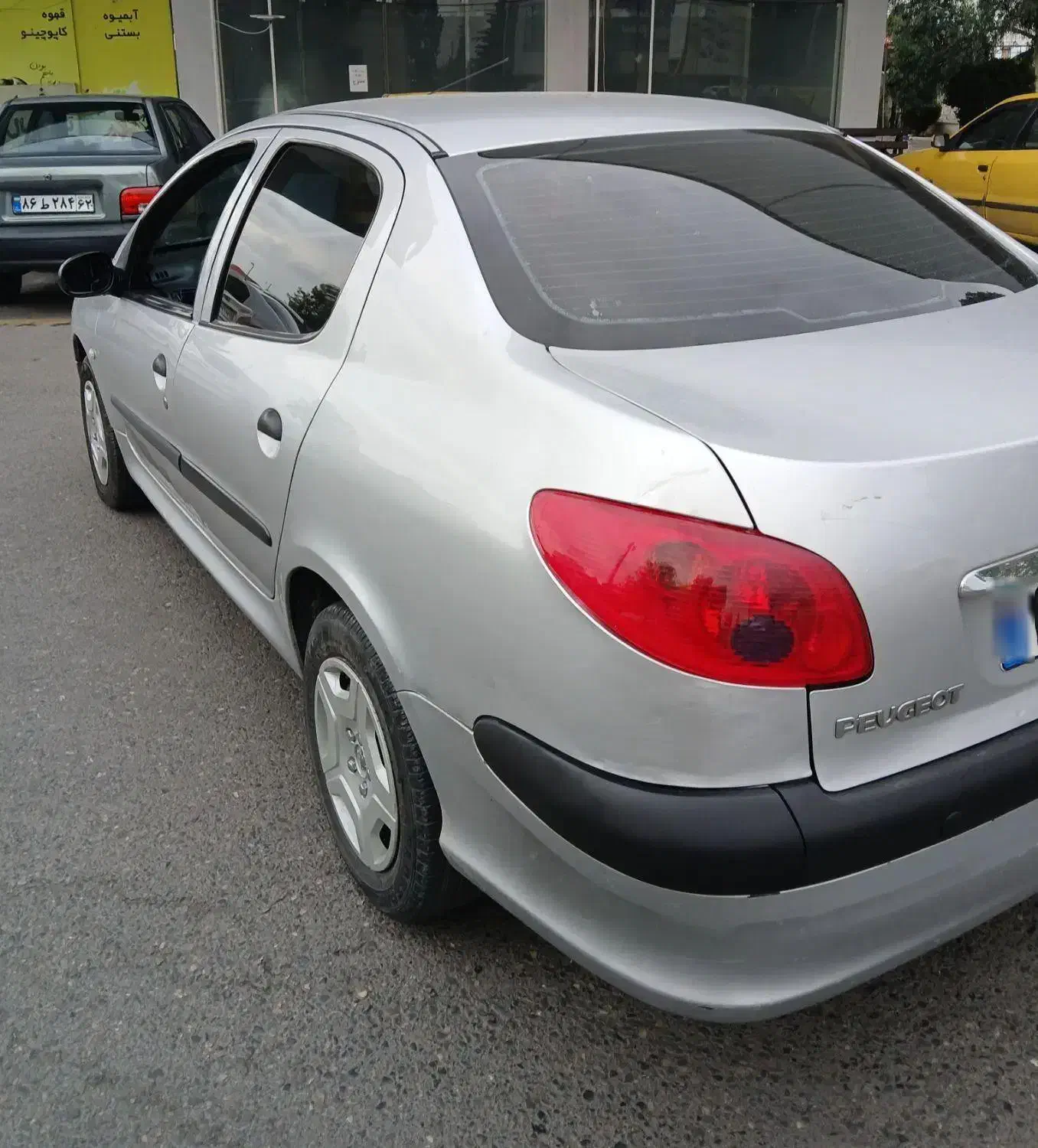 پژو ۲۰۶ صندوق دار v8 - 1386