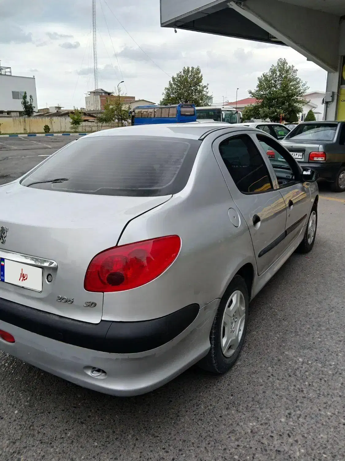 پژو ۲۰۶ صندوق دار v8 - 1386