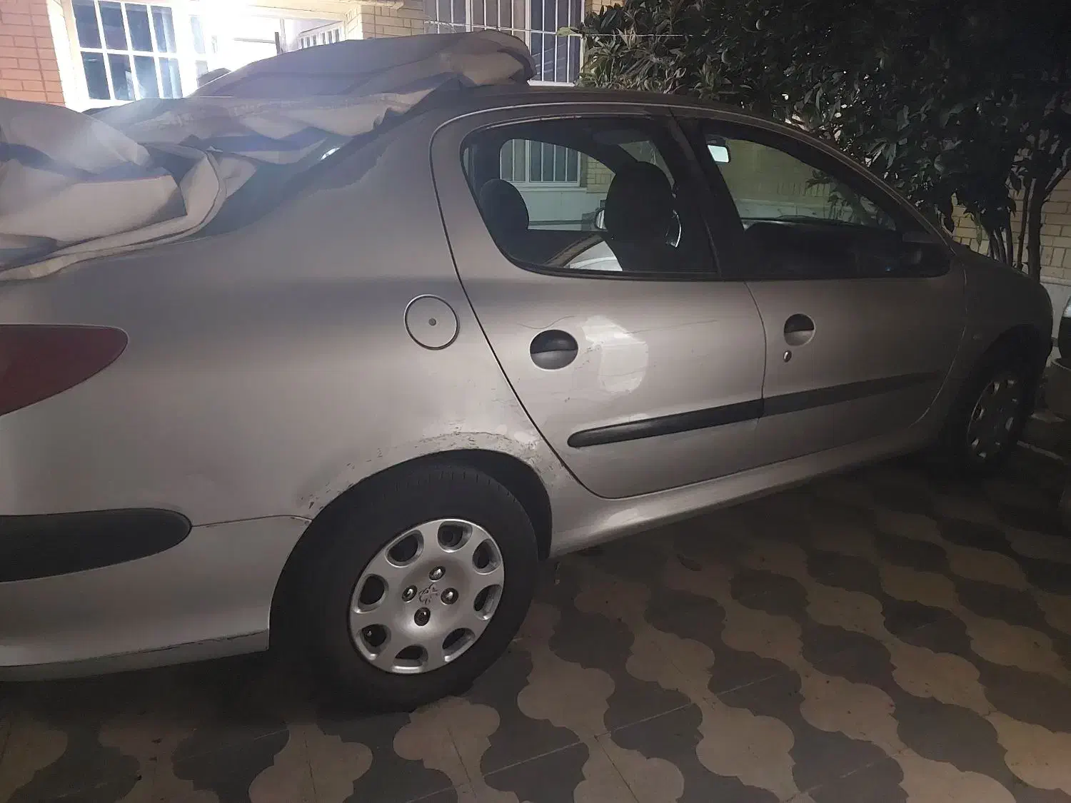 پژو ۲۰۶ صندوق دار v8 - 1386
