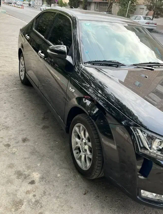 دنا پلاس توربو 6 دنده - 1401