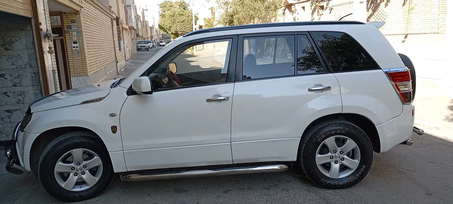 سوزوکی ویتارا دنده‌ای وارداتی - 2008