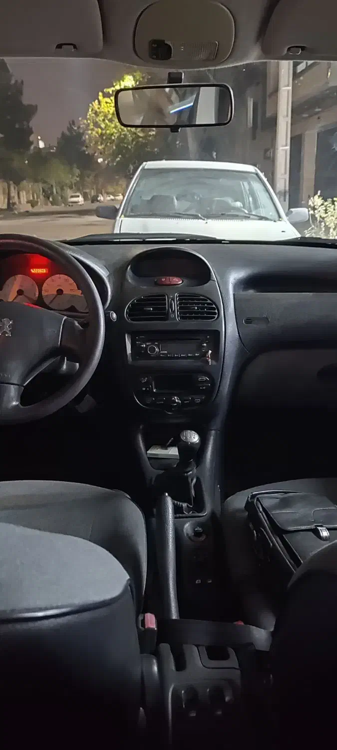 پژو ۲۰۶ صندوق دار v8 - 1388