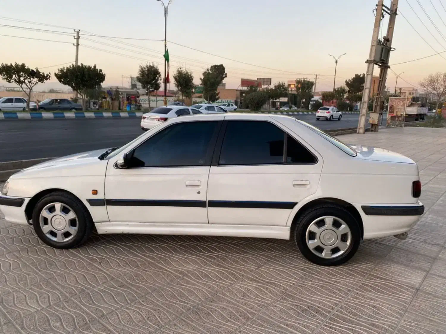 پژو پارس سال - 1389