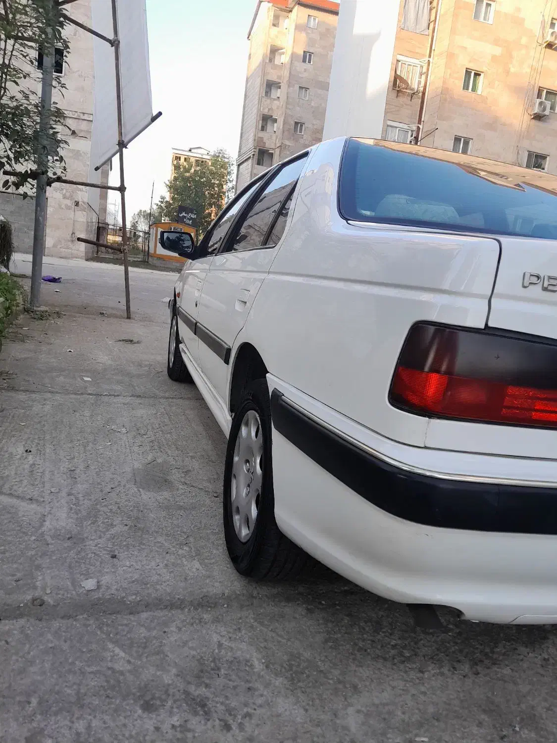 پژو پارس سال - 1390