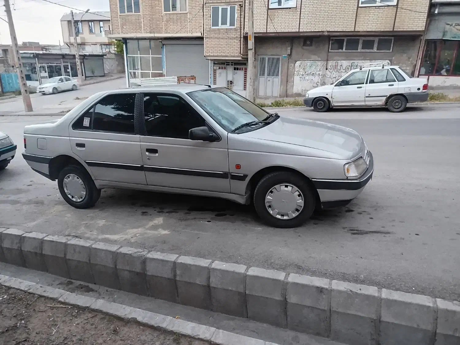 پژو 405 GLX - 1388