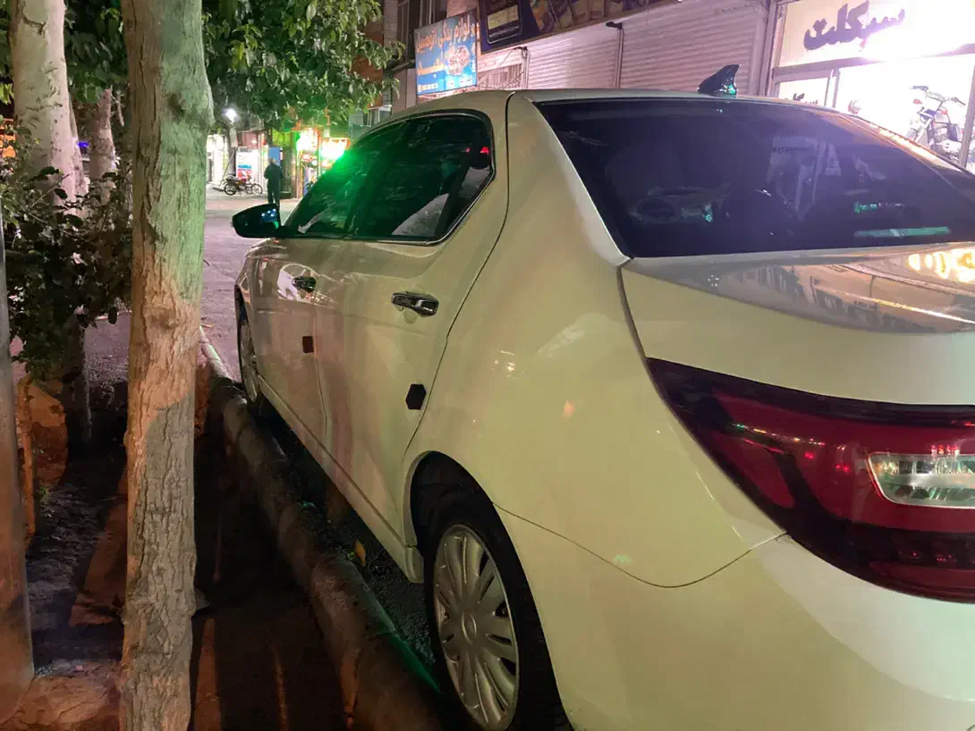 دنا پلاس تیپ ۱ دو ایربگ - 1403