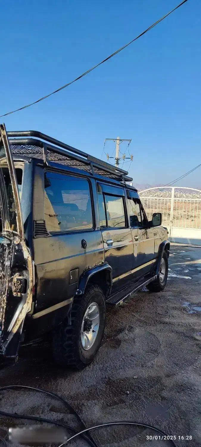 نیسان پاترول چهار درب 6 سیلندر - 1371