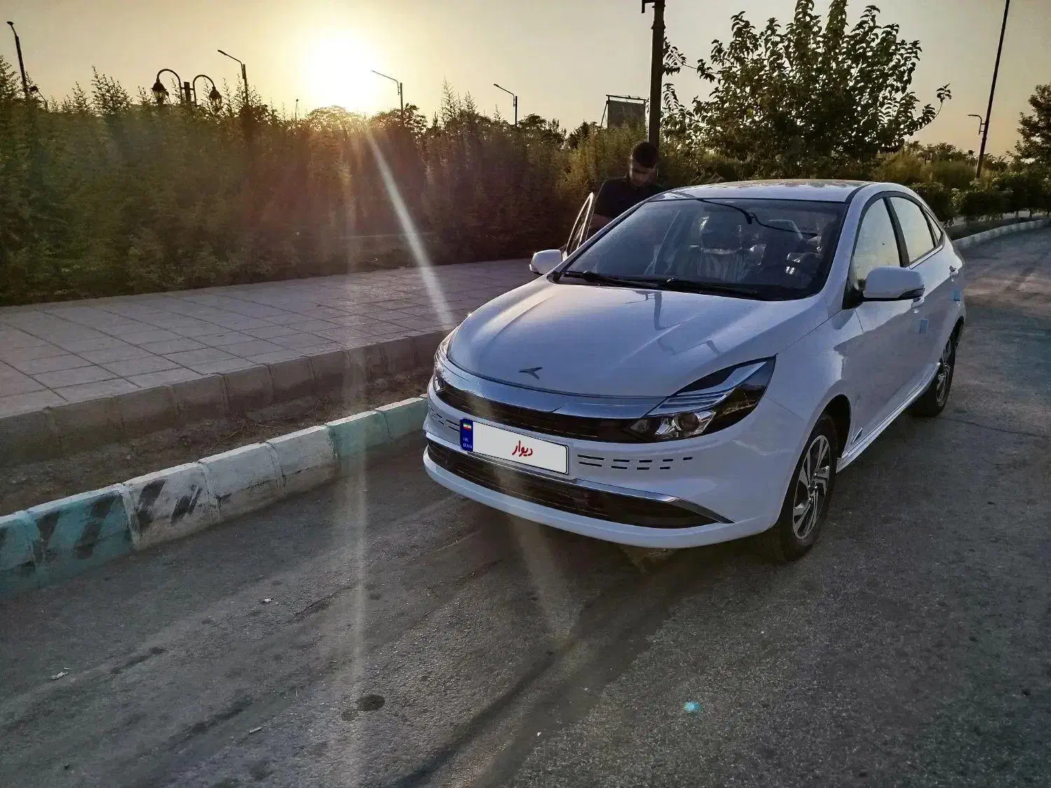 کی ام سی ایگل برقی - 1404