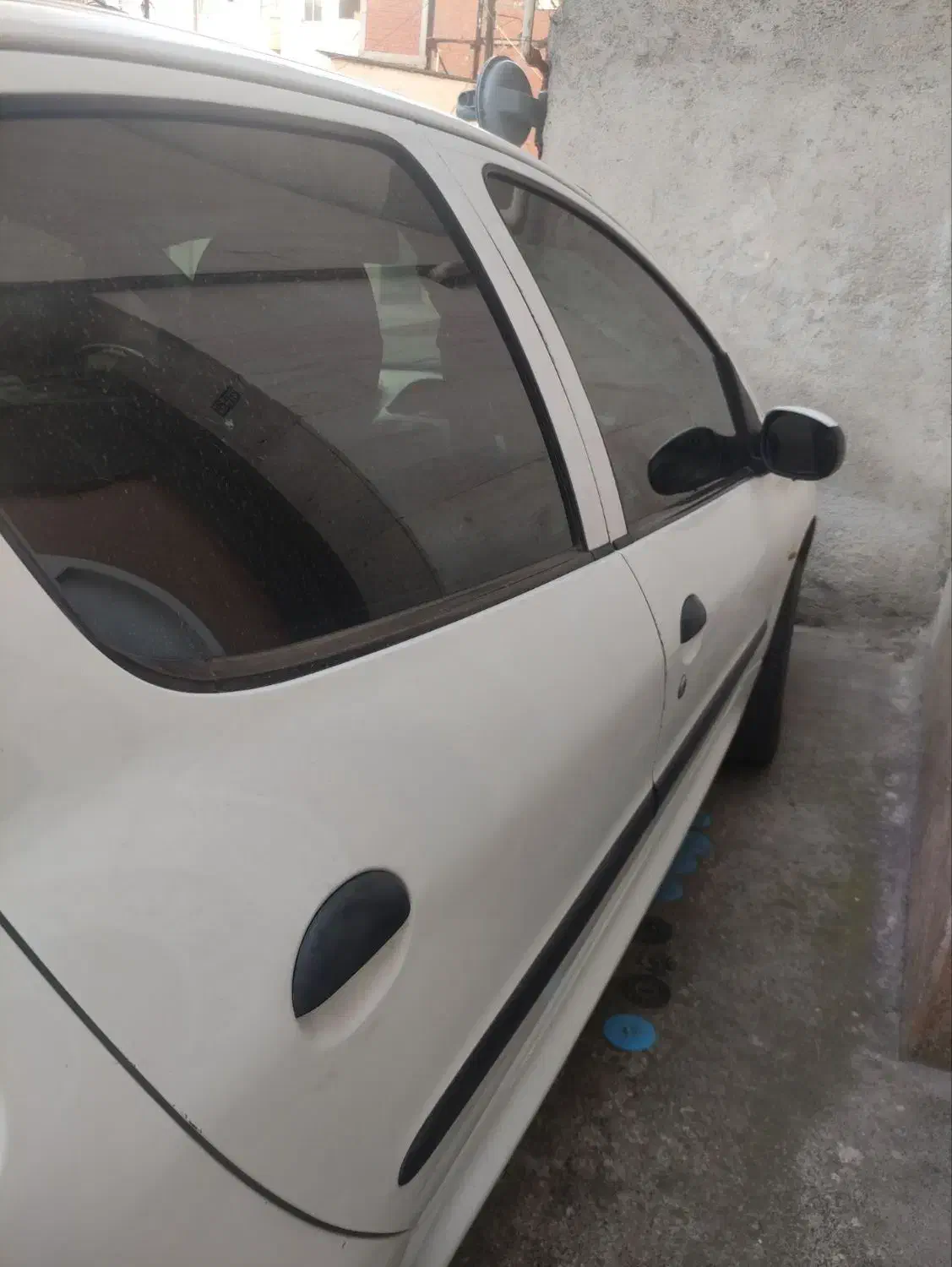 پژو ۲۰۶ صندوق دار v8 - 1390