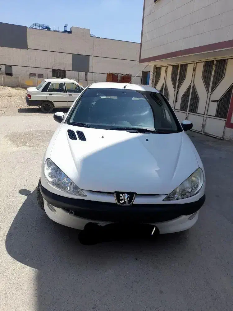 پژو ۲۰۶ صندوق دار v8 - 1395