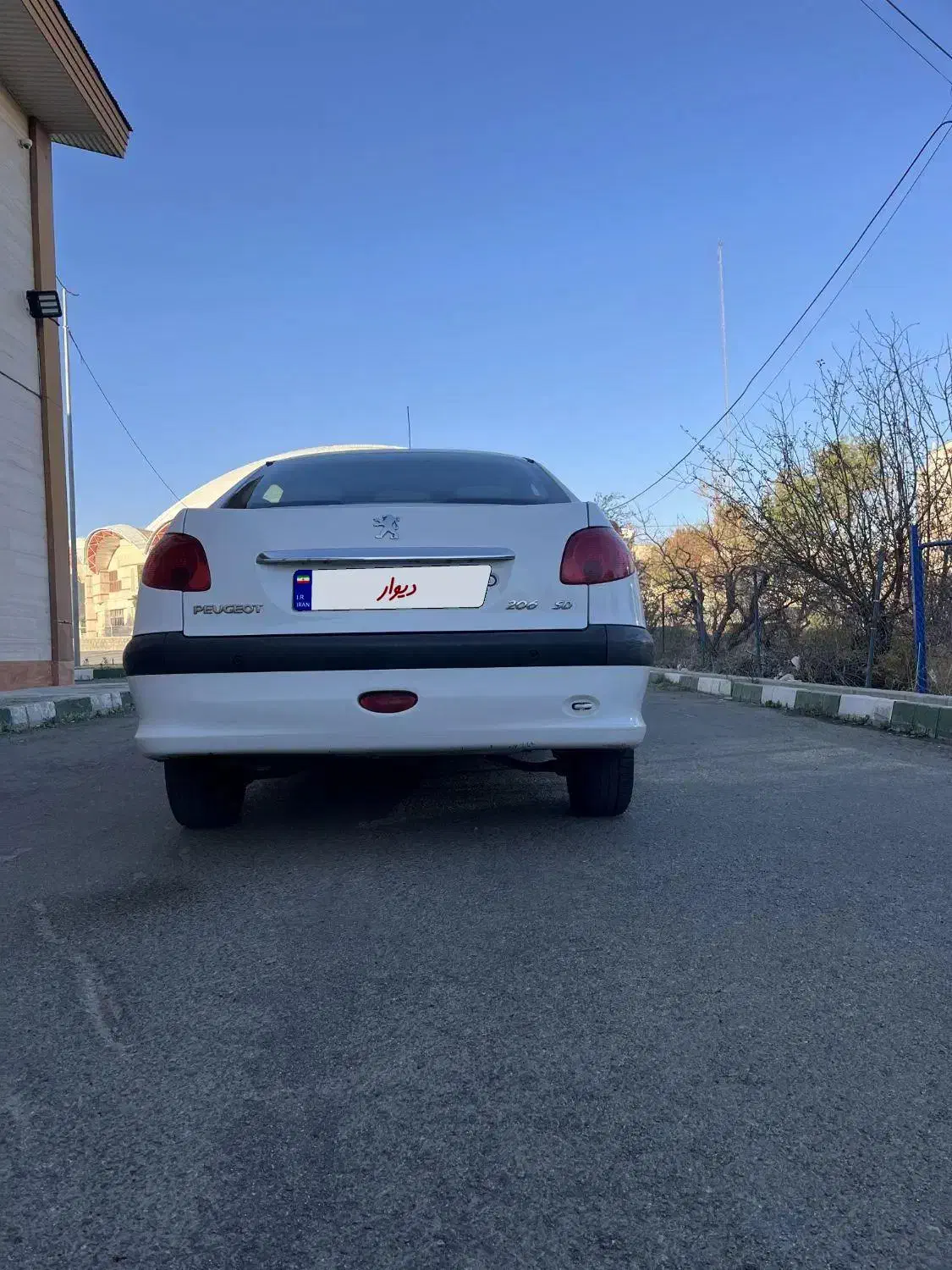 پژو ۲۰۶ صندوق دار v8 - 1394