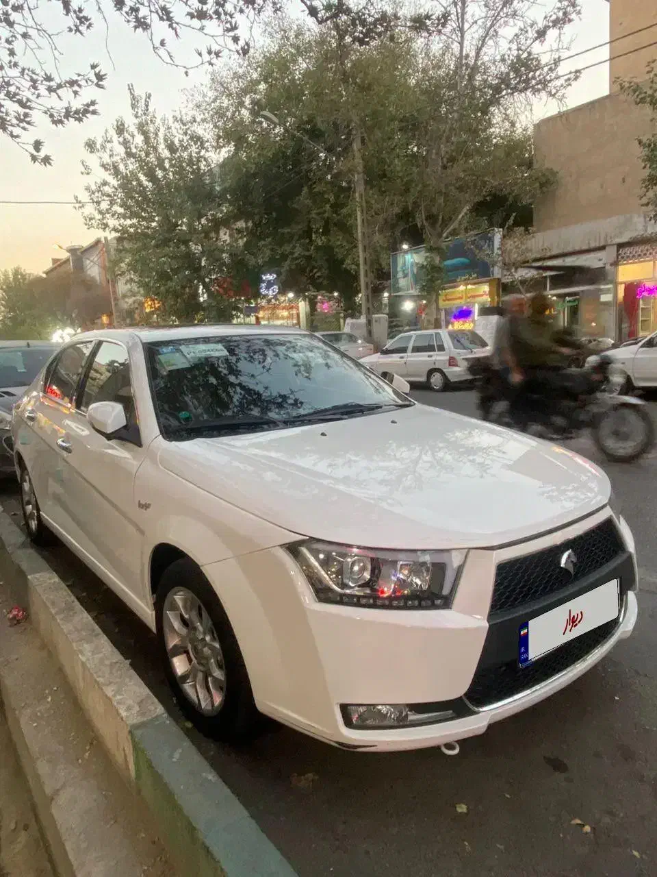 دنا پلاس توربو 6 دنده - 1402