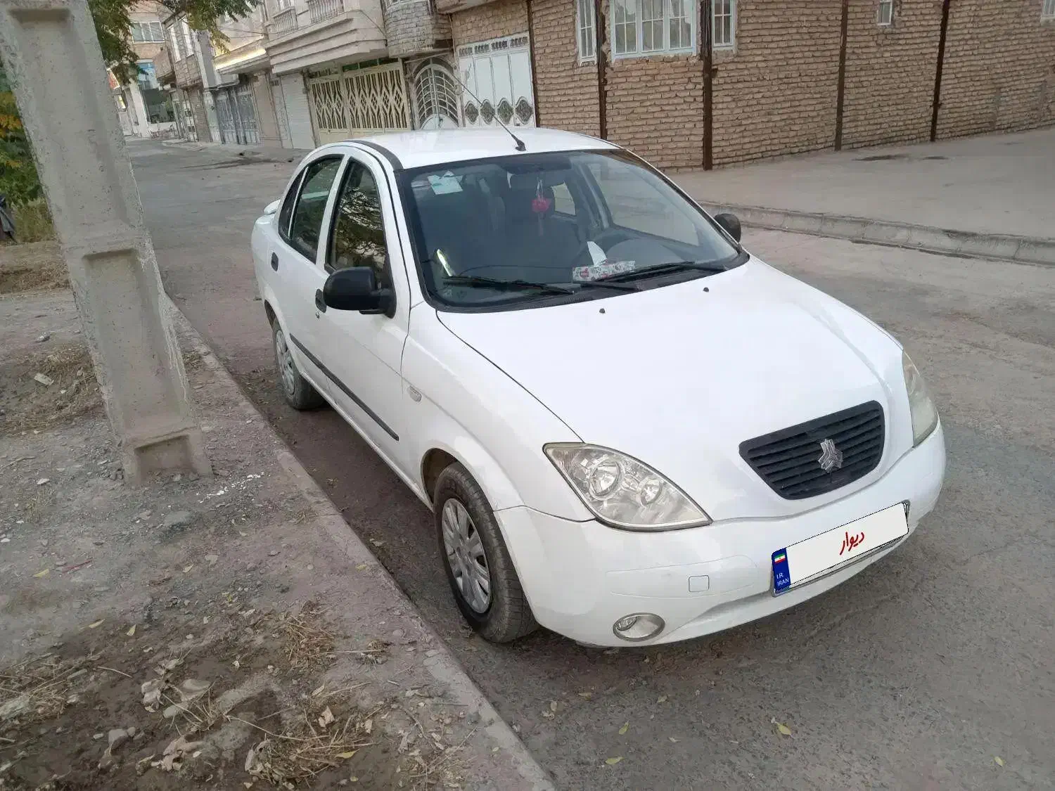 تیبا صندوق دار SX - 1397