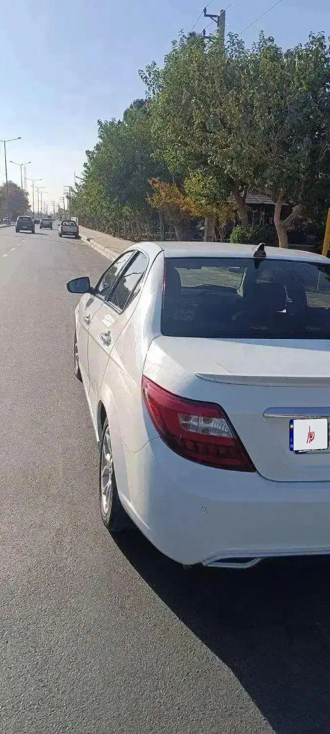 دنا پلاس توربو اتوماتیک - 1401