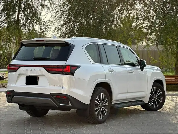 لکسوس LX 570 فول - 2017