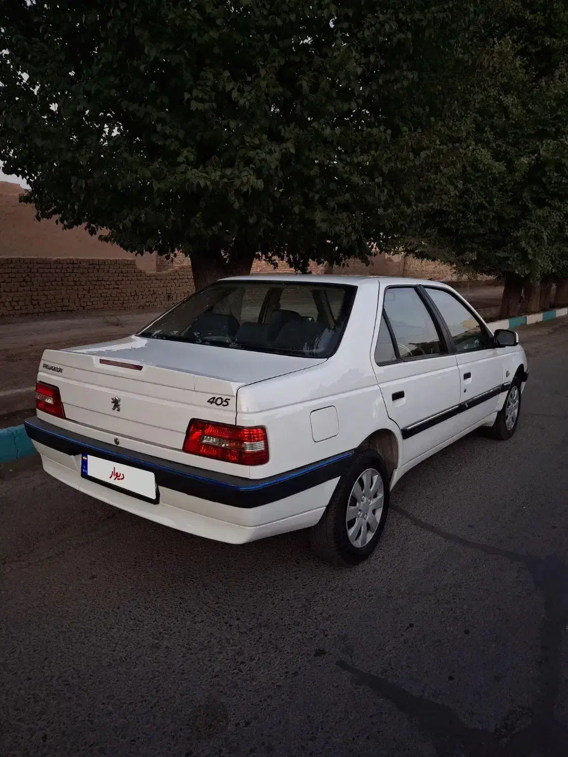پژو 405 SLX بنزینی TU5 - 1400