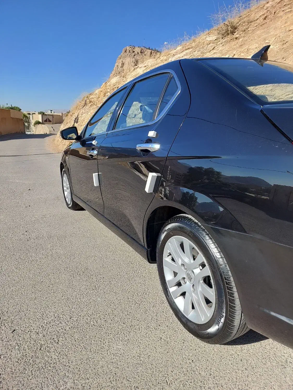 دنا پلاس تیپ ۲ سانروف ۴ ایربگ - 1399