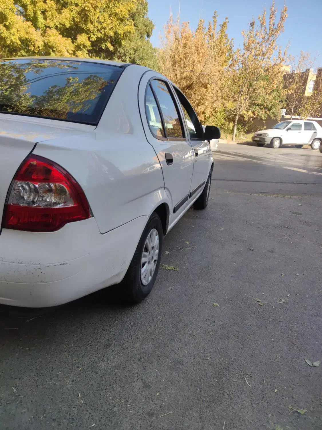 تیبا صندوق دار SX - 1398