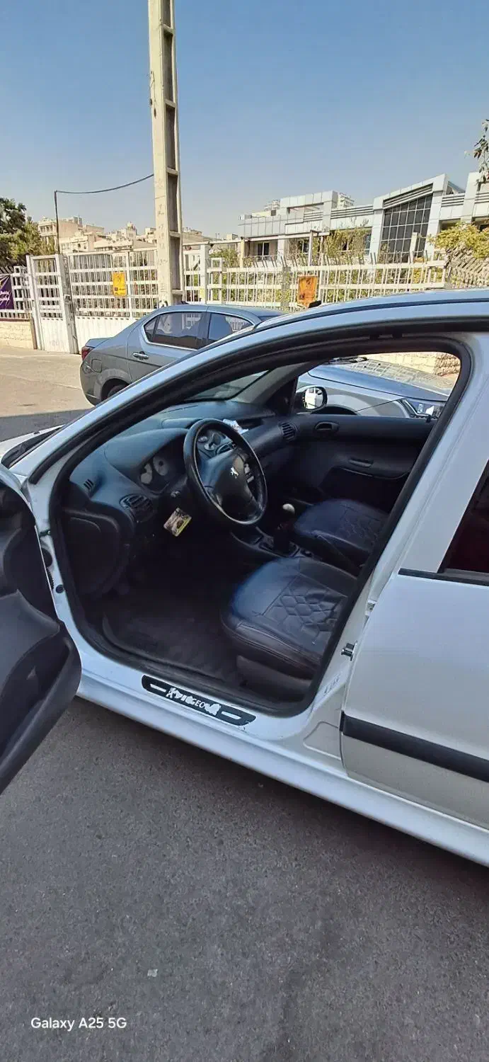 پژو ۲۰۶ صندوق دار v8 - 1398