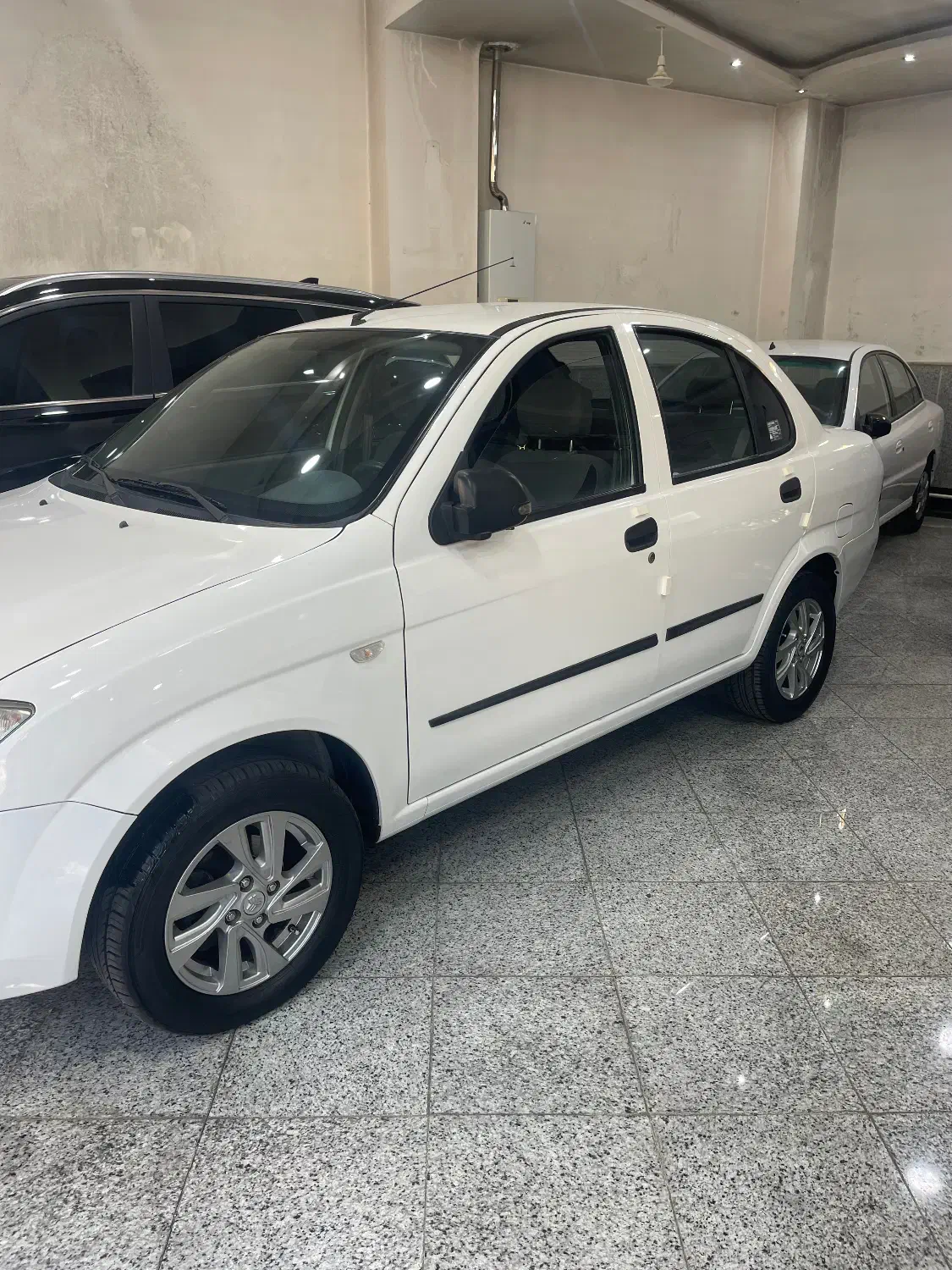 تیبا صندوق دار SX - 1401