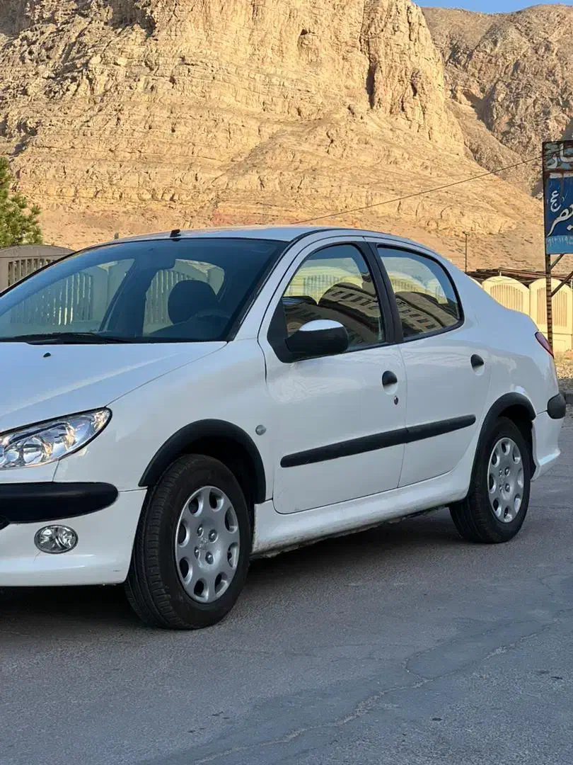 پژو ۲۰۶ صندوق دار v8 - 1393