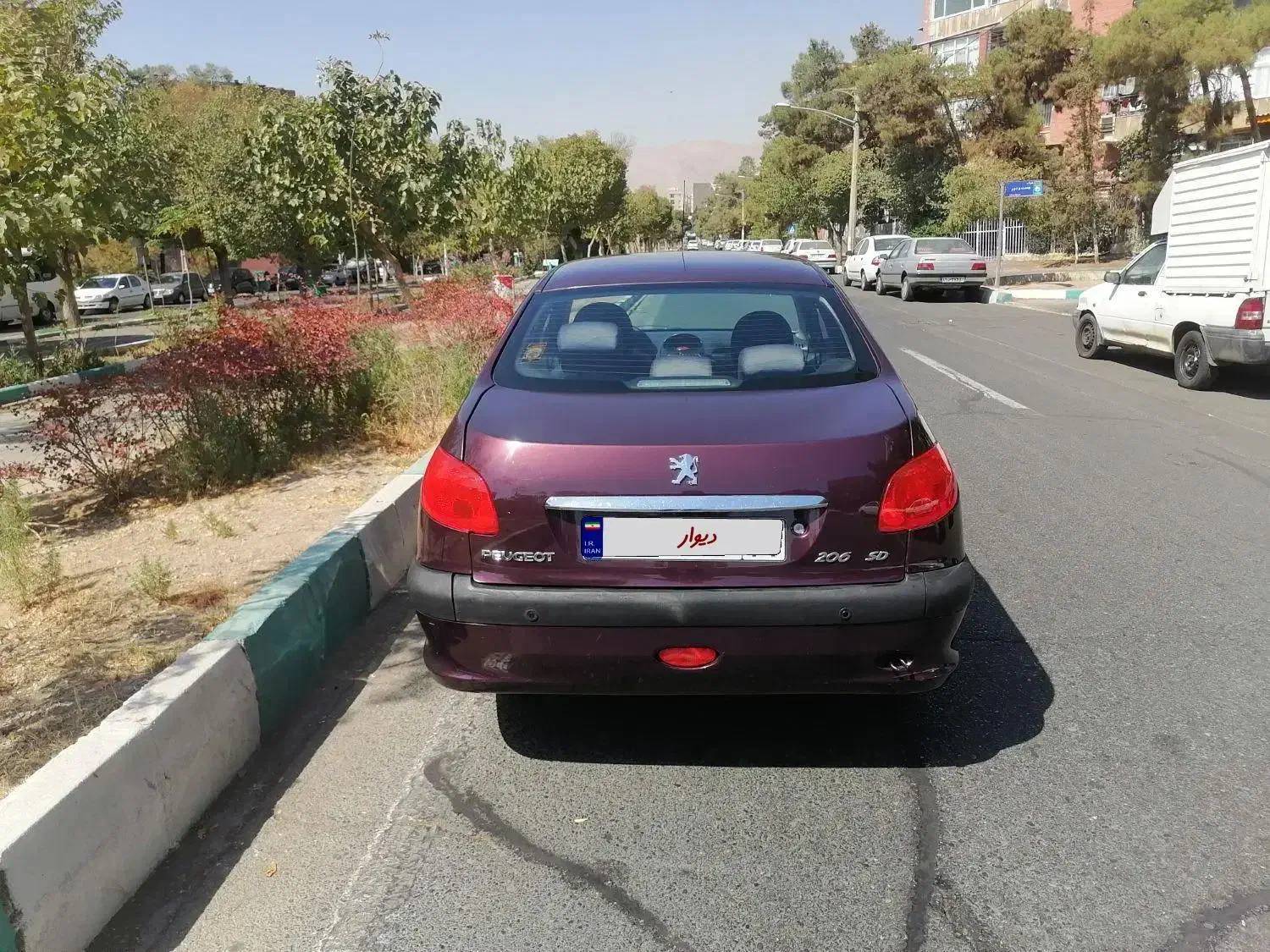 پژو ۲۰۶ صندوق دار v8 - 1393