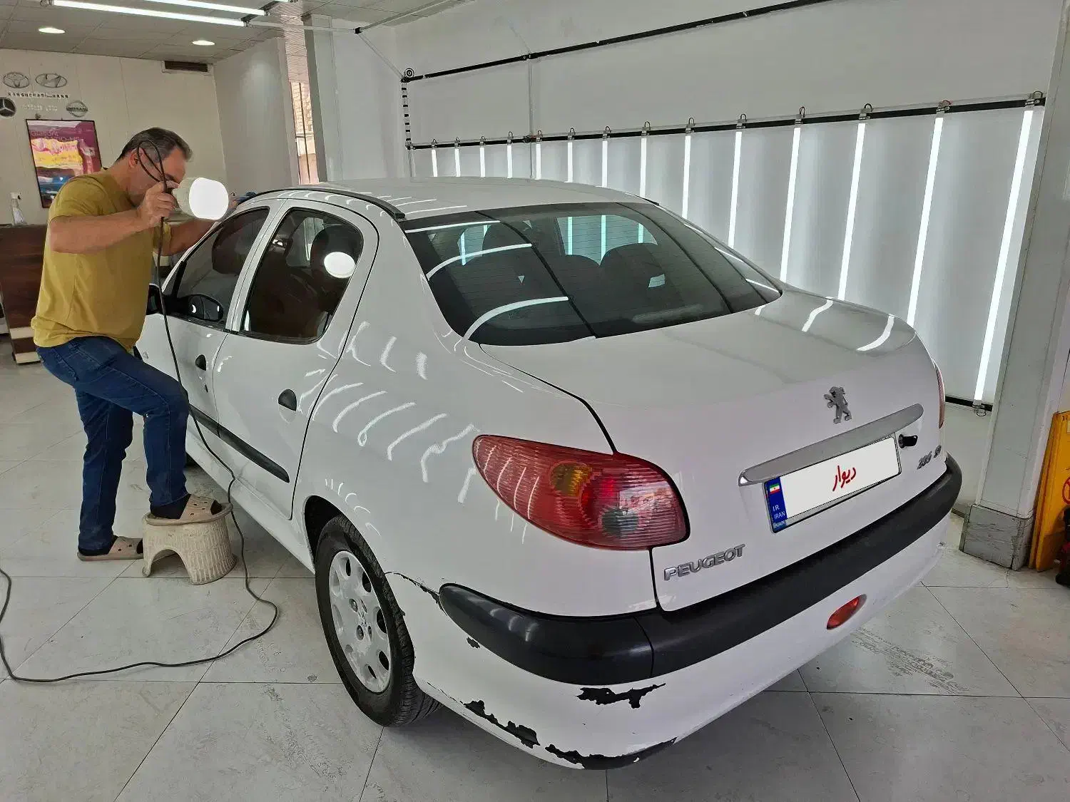 پژو ۲۰۶ صندوق دار v8 - 1391
