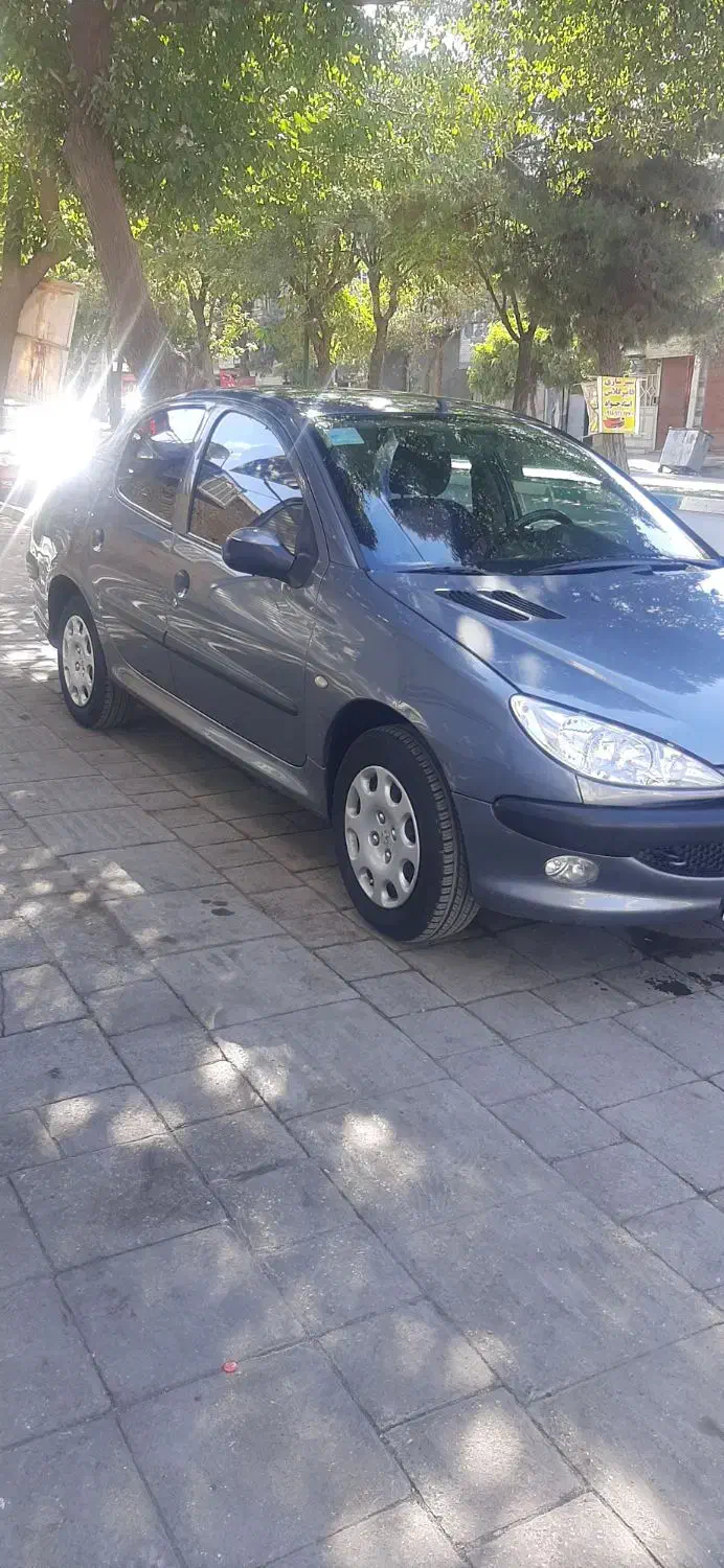 پژو ۲۰۶ صندوق دار v8 - 1393