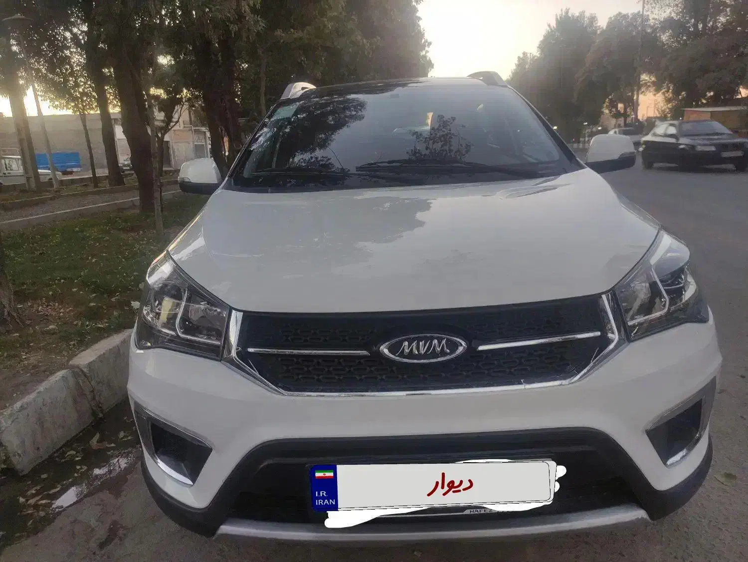 خودرو ام وی ام، X22 آگهی ann_20766247