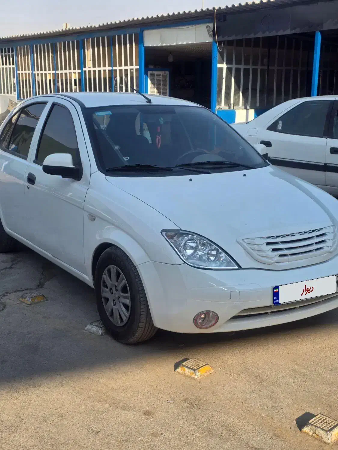 تیبا صندوق دار EX - 1395