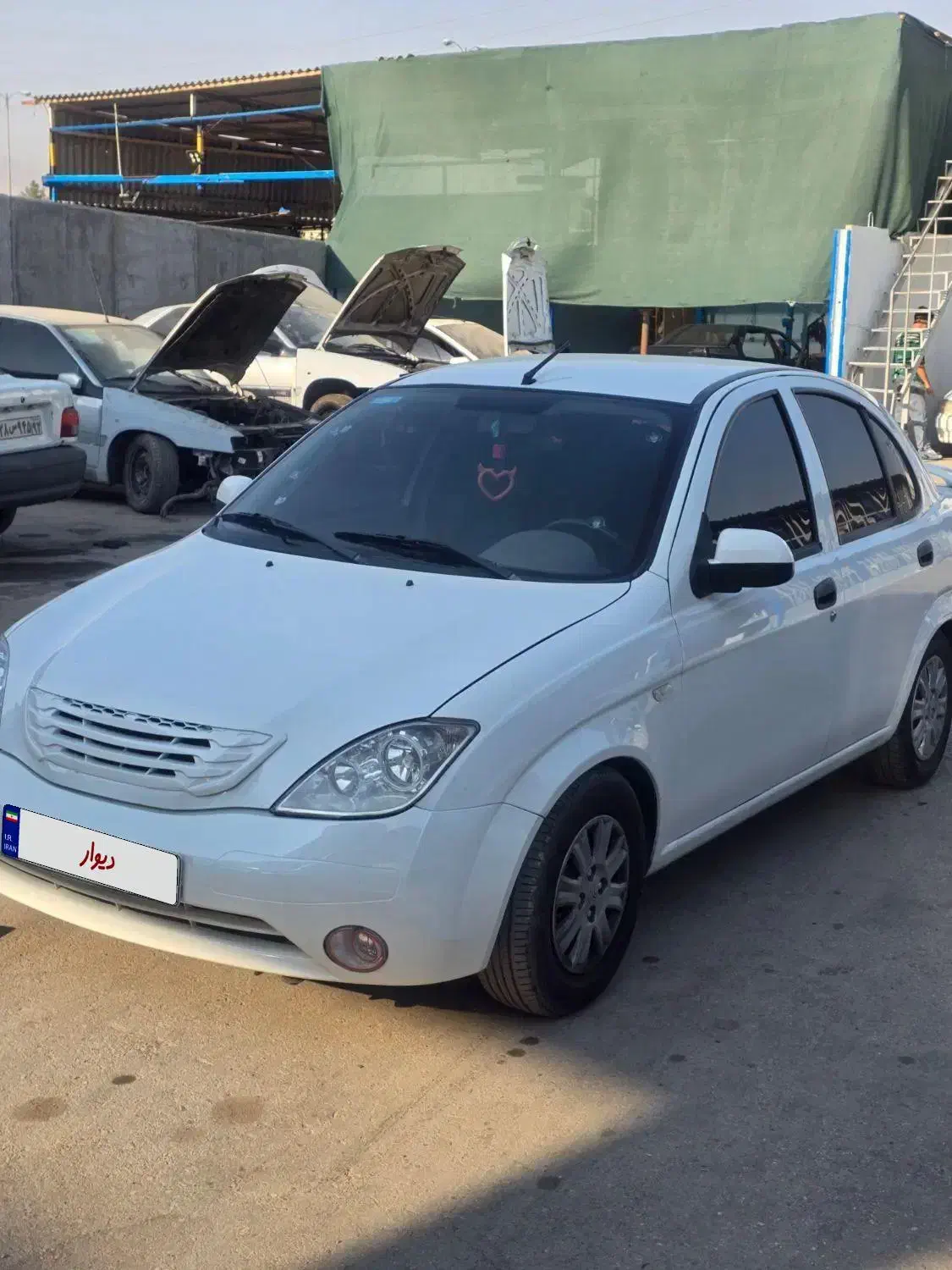 تیبا صندوق دار EX - 1395