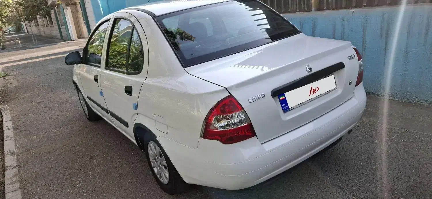 تیبا صندوق دار EX - 1400