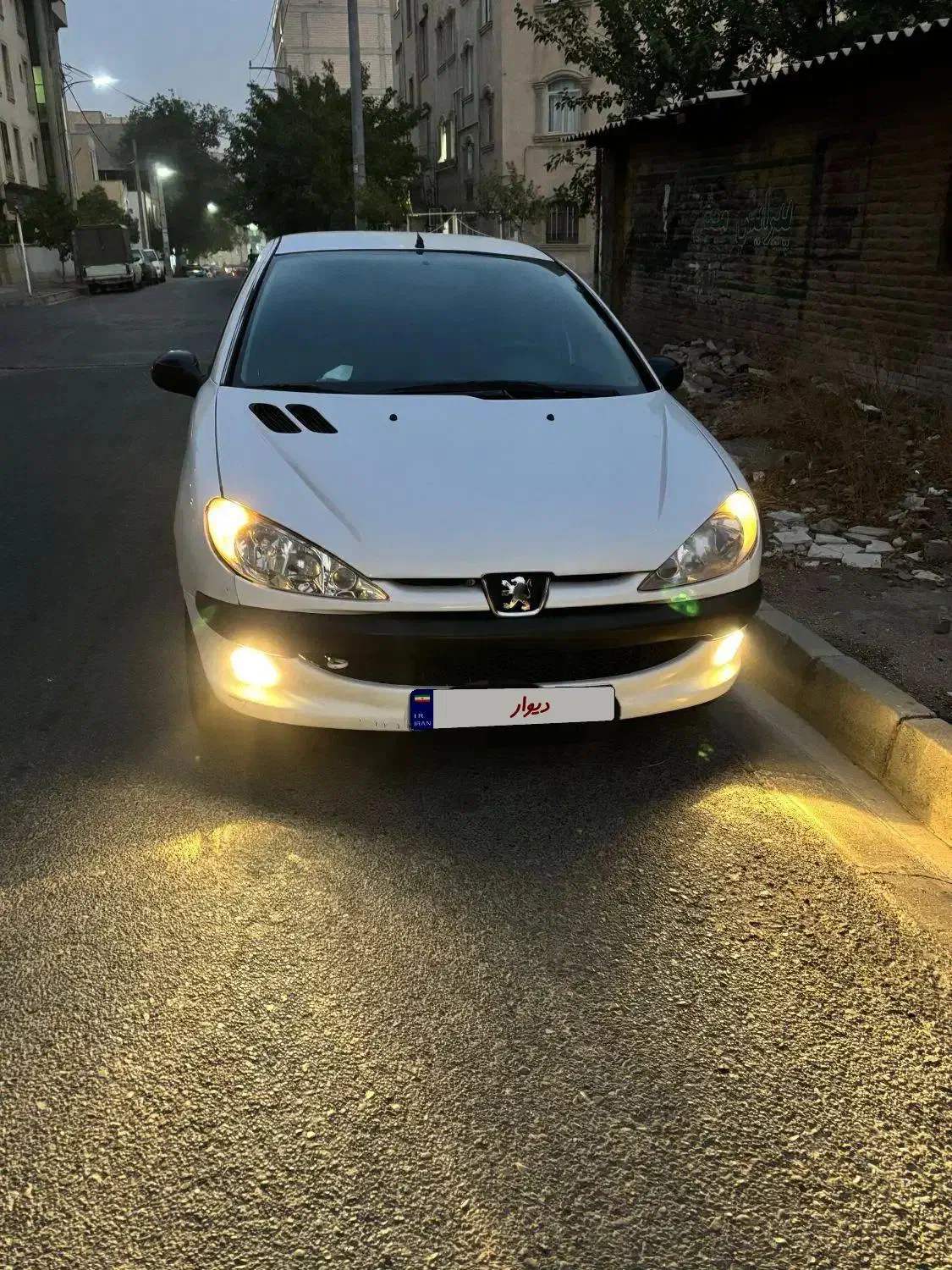 خودرو پژو، ۲۰۶ صندوق دار آگهی ann_20767004