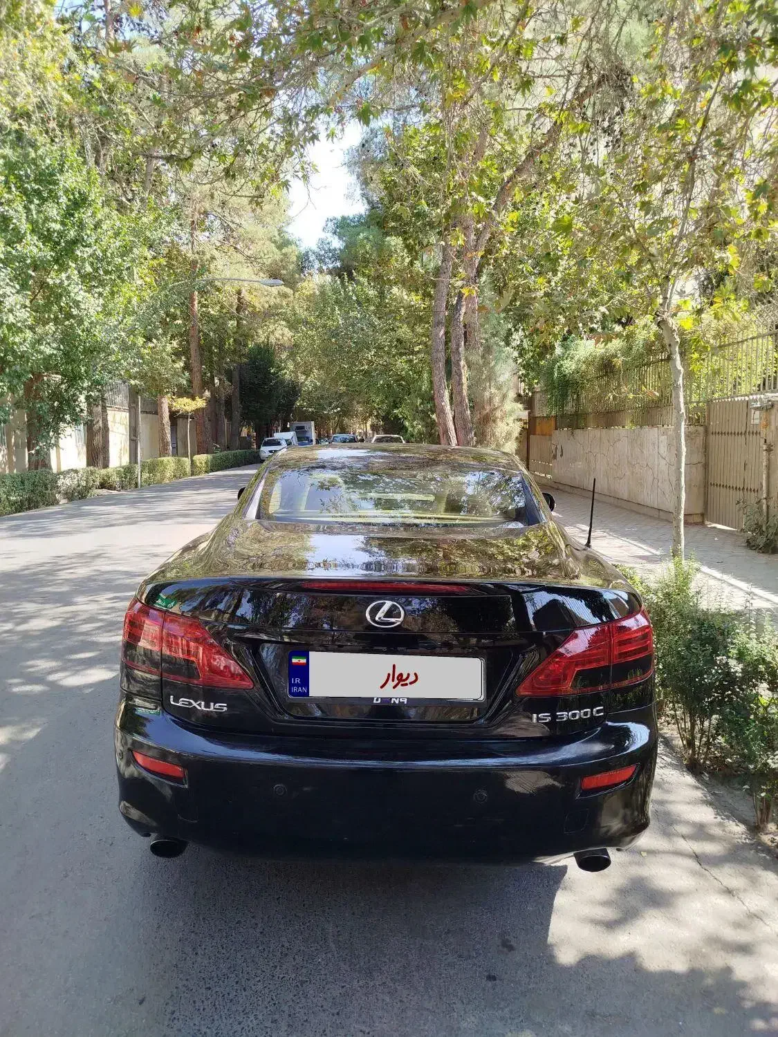 لکسوس IS کروک 300 - 2010