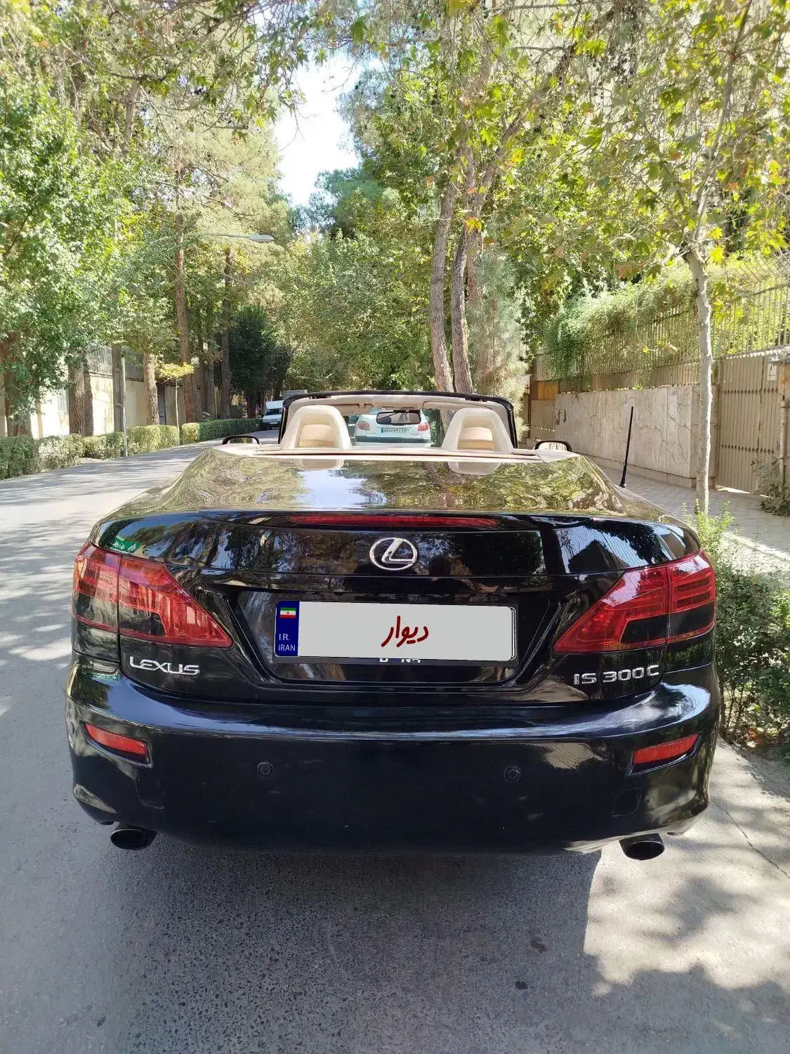 لکسوس IS کروک 300 - 2010