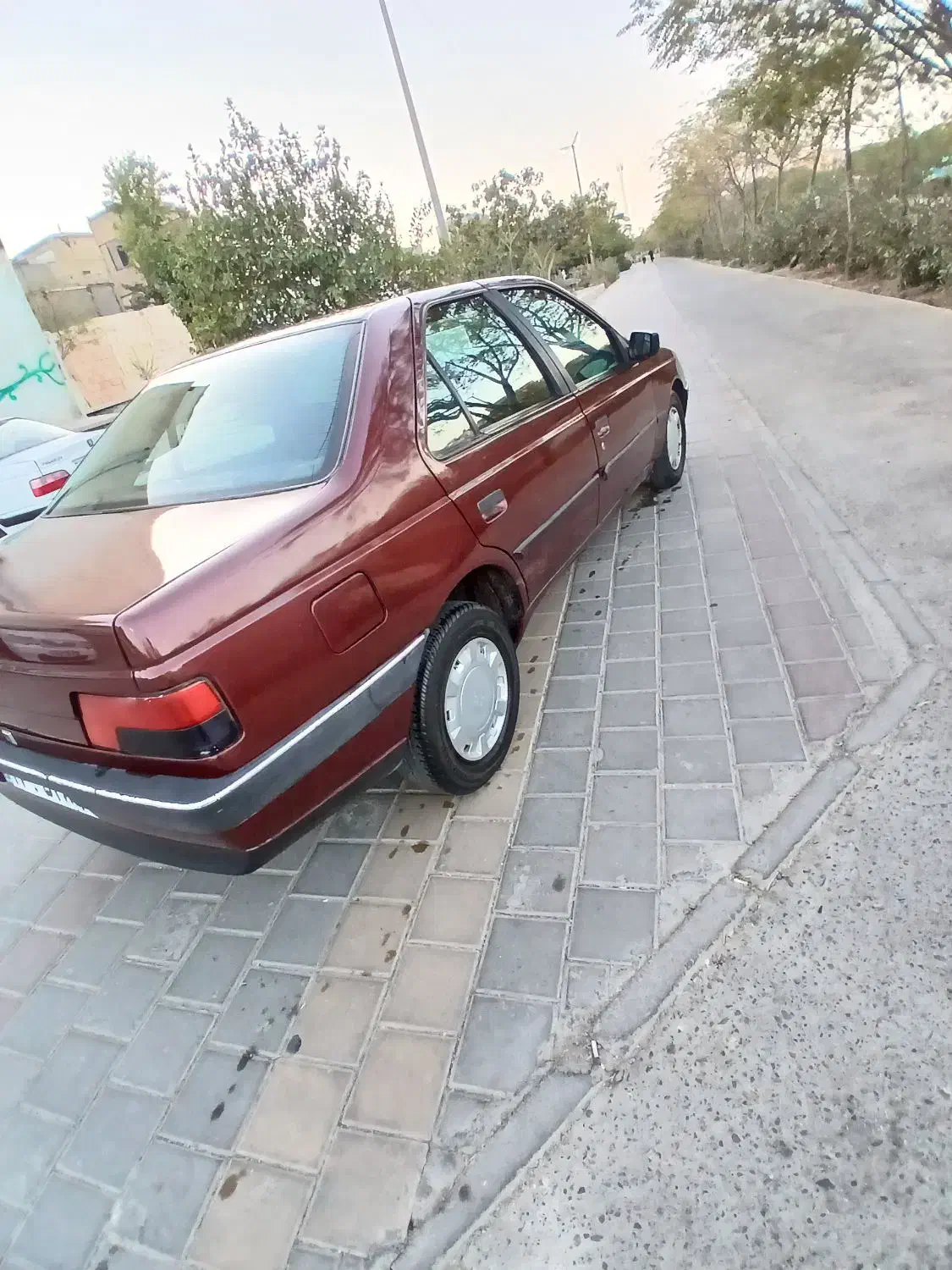 پژو 405 GLX - 1381